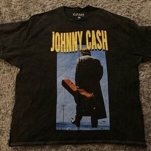 Men’s xl  Johnny Cash T-shirt walking guitar